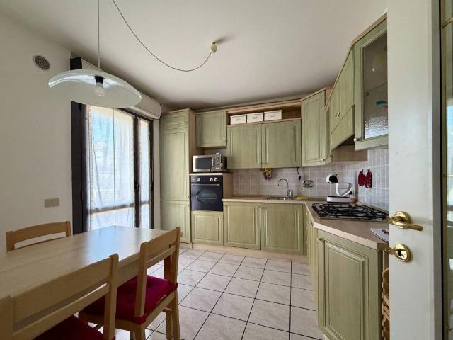 Appartamento in vendita a Rizzi, Reana Del Roiale