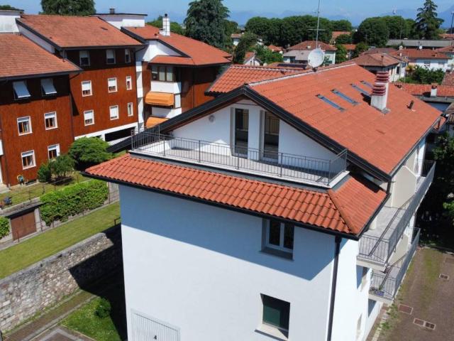 Appartamento in vendita a Paderno, Reana Del Roiale