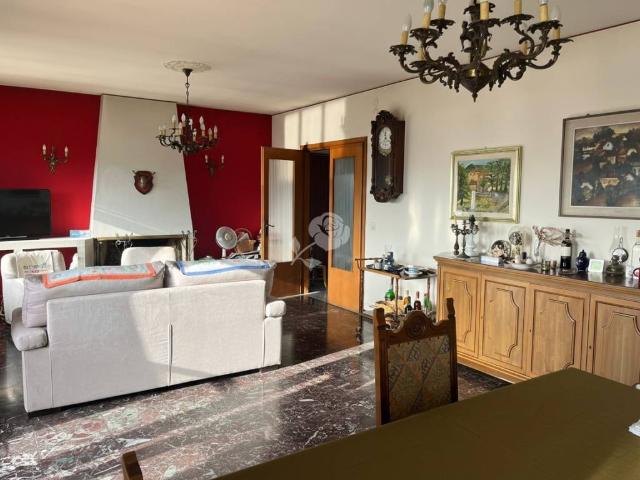 Appartamento in vendita a Rizzi, Reana Del Roiale