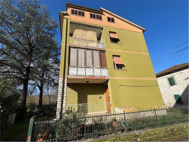 Appartamento in vendita a Umbertide, Umbria