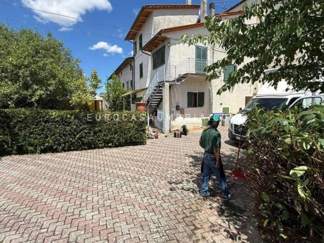 Appartamento in vendita a Umbertide, Umbria