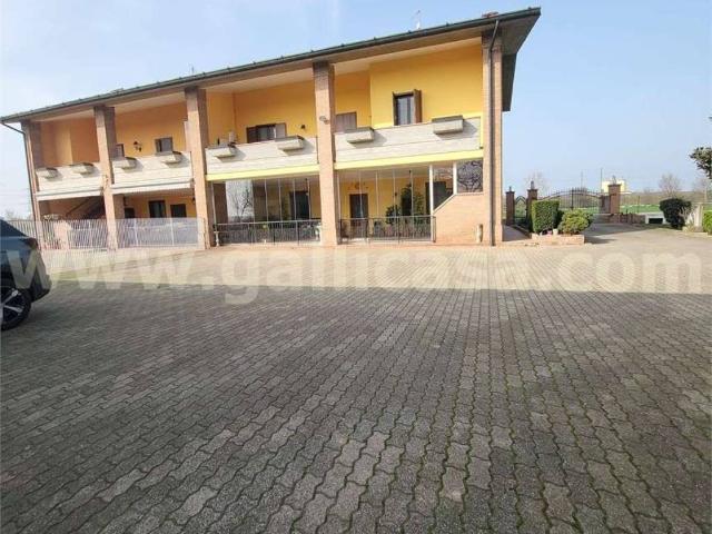 Appartamento in vendita a Urago D'oglio, Lombardia