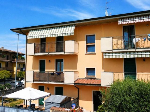Appartamento in vendita a Urago D'oglio, Lombardia