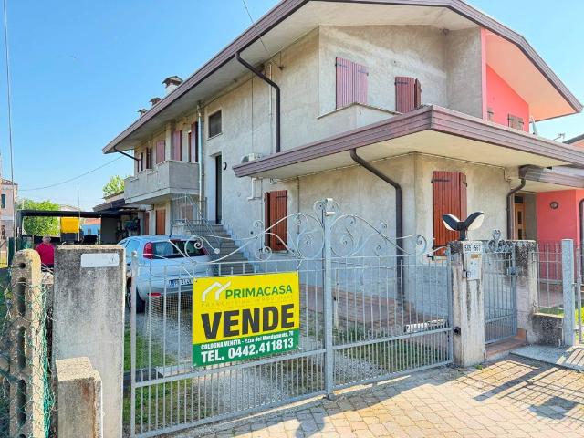 Appartamento in vendita a Urbana, Veneto