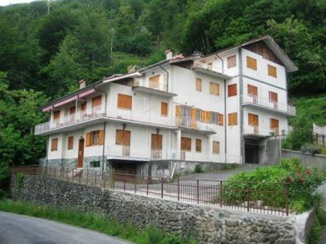 Appartamento in vendita a Urbe, Olba