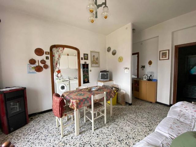 Appartamento in vendita a Urbe, Liguria