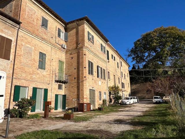 Appartamento in vendita a Marche, Pesaro E Urbino