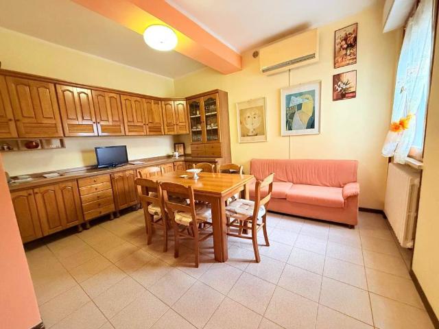 Appartamento in vendita a Marche, Pesaro E Urbino