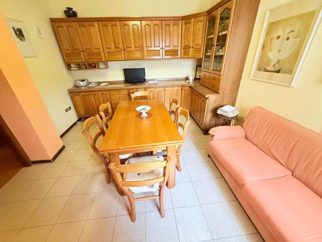 Appartamento in vendita a Marche, Pesaro E Urbino