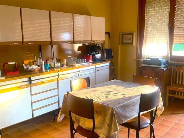 Appartamento in vendita a Urbino, Pesaro e Urbino