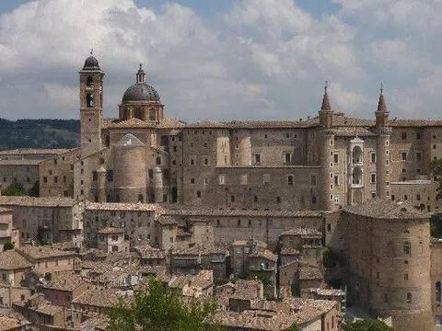 Appartamento in vendita a Marche, Pesaro E Urbino