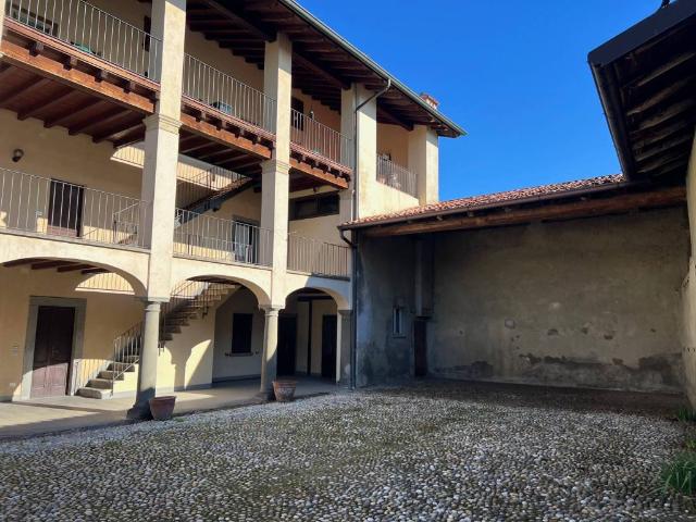 Appartamento in vendita a Urgnano, Lombardia