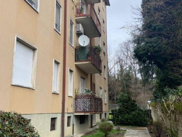 Appartamento in vendita a Usmate Velate, Usmate