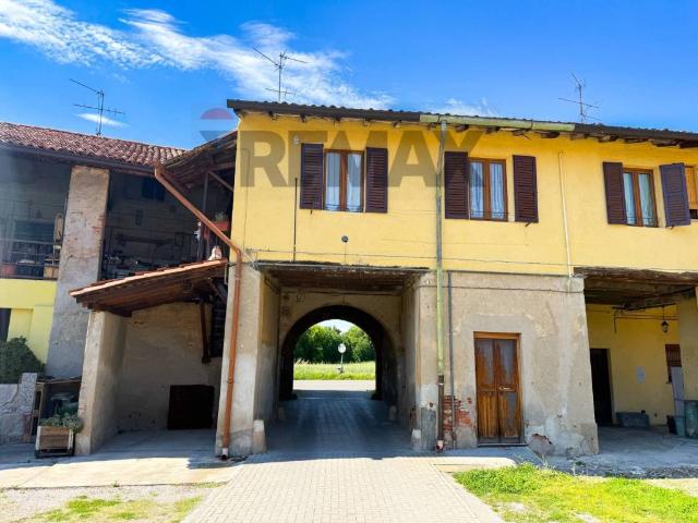 Appartamento in vendita a Usmate Velate, Usmate