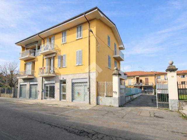 Appartamento in vendita a Usmate Velate, Usmate