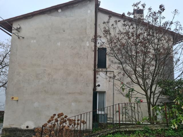 Appartamento in vendita a Uzzano, Toscana