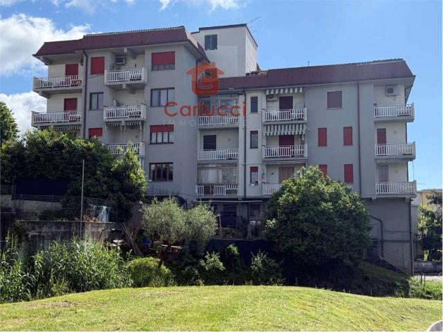 Appartamento in vendita a Uzzano, Toscana