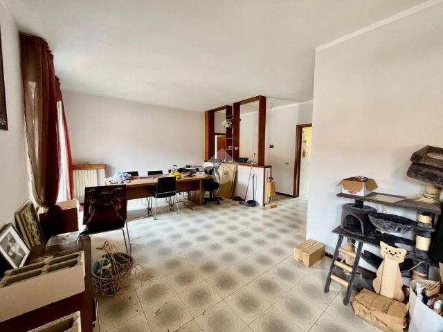 Appartamento in vendita a Uzzano, Toscana
