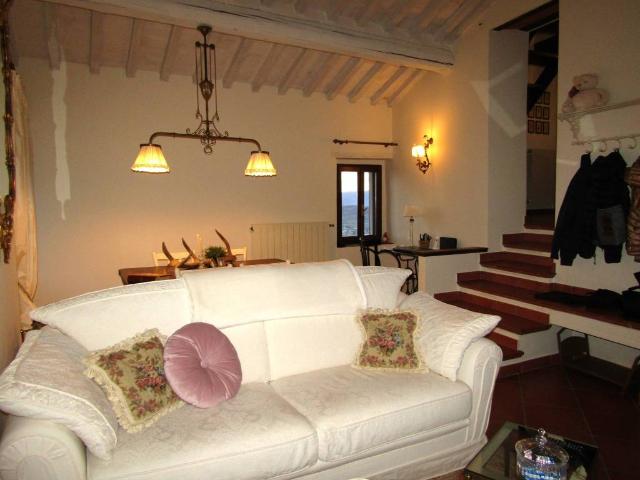 Appartamento in vendita a Uzzano, Toscana