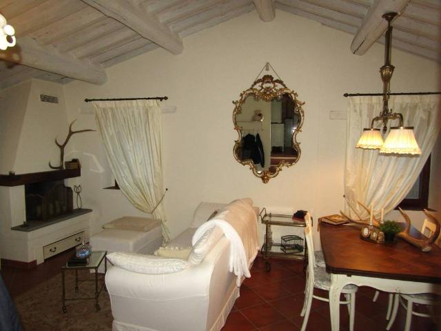 Appartamento in vendita a Uzzano, Toscana