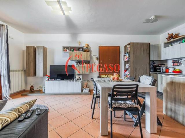 Appartamento in vendita a Uzzano, Forone