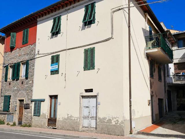 Appartamento in vendita a Uzzano, Toscana