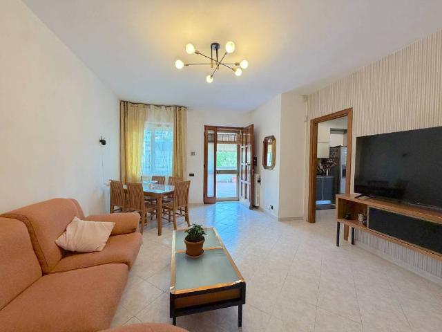 Appartamento in vendita a Uzzano, Toscana