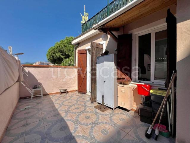 Appartamento in vendita a Vado Ligure, Liguria