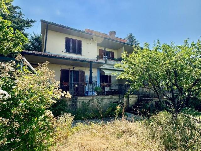 Appartamento in vendita a Vaglia, Toscana