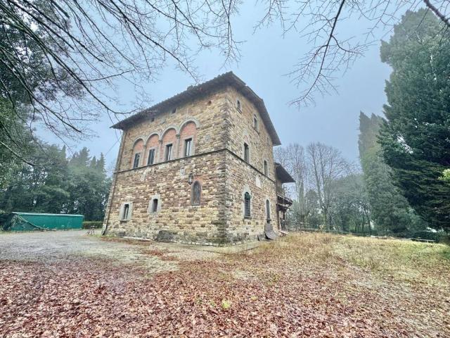 Appartamento in vendita a Vaglia, Toscana