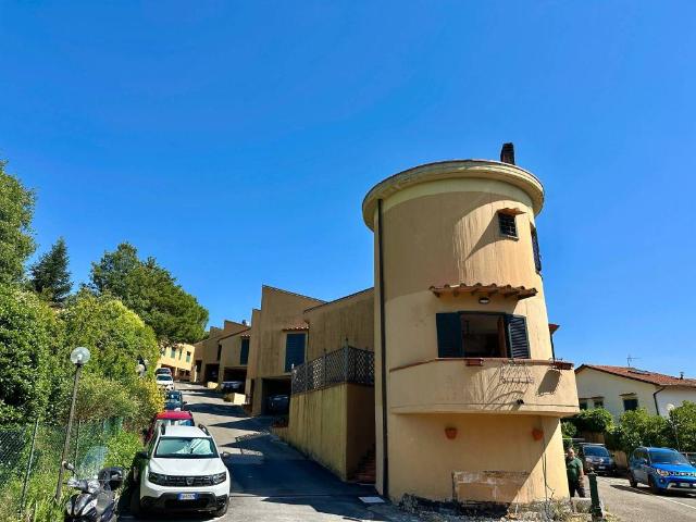 Appartamento in vendita a Vaglia, Toscana