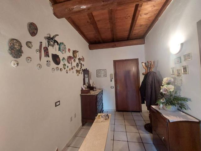 Appartamento in vendita a Vaiano, Toscana