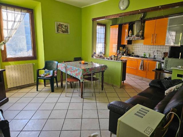 Appartamento in vendita a Vaiano, Gamberame Basso