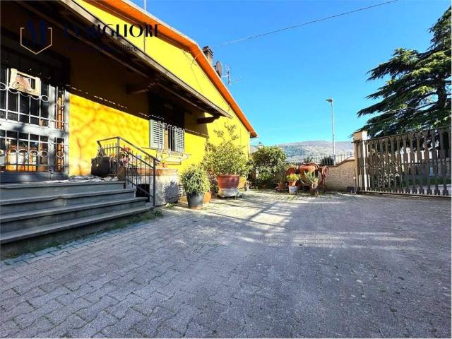 Villa Indipendente in vendita a Popigliano, Vaiano