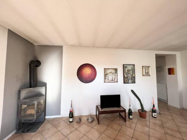 Appartamento in vendita a Vailate, Lombardia