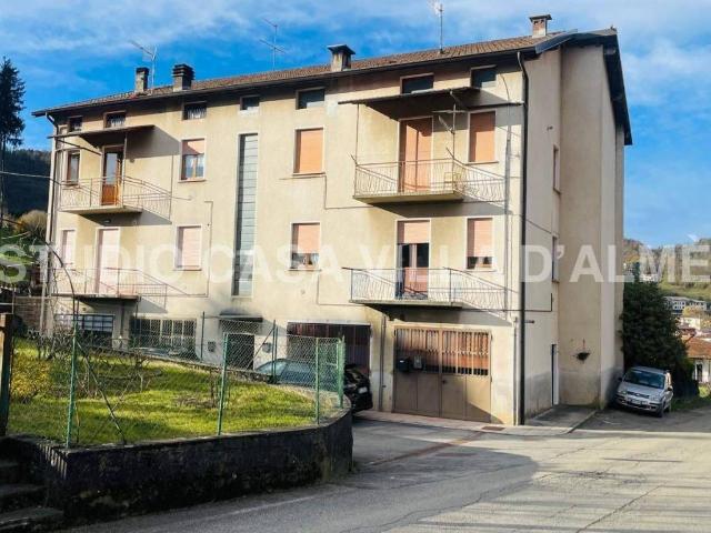 Appartamento in vendita a Comunità Montana della Valle Brembana, Val Brembilla