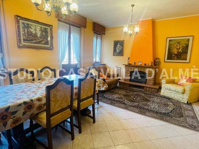 Appartamento in vendita a Comunità Montana della Valle Brembana, Val Brembilla