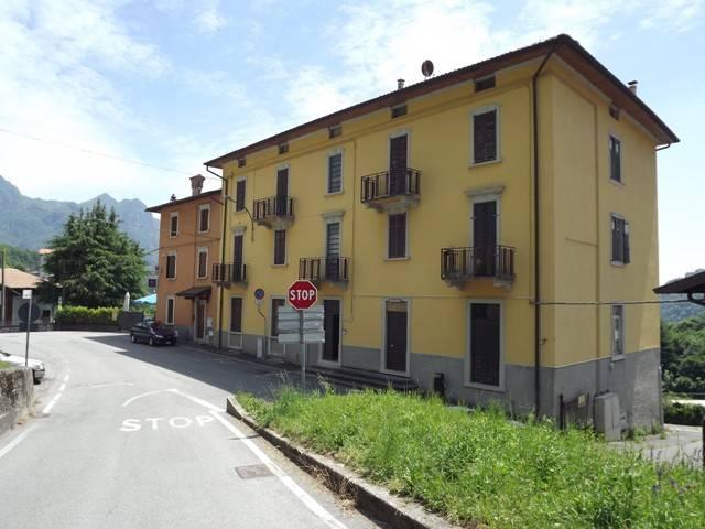 Appartamento in vendita a Comunità Montana della Valle Brembana, Val Brembilla