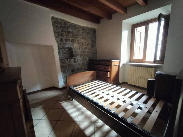 Appartamento in vendita a Comunità Montana della Valle Brembana, Val Brembilla