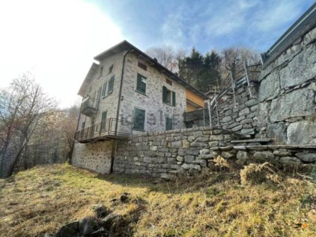 Appartamento in vendita a Val Masino, Lombardia
