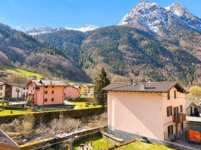 Appartamento in vendita a Valbondione, Lombardia