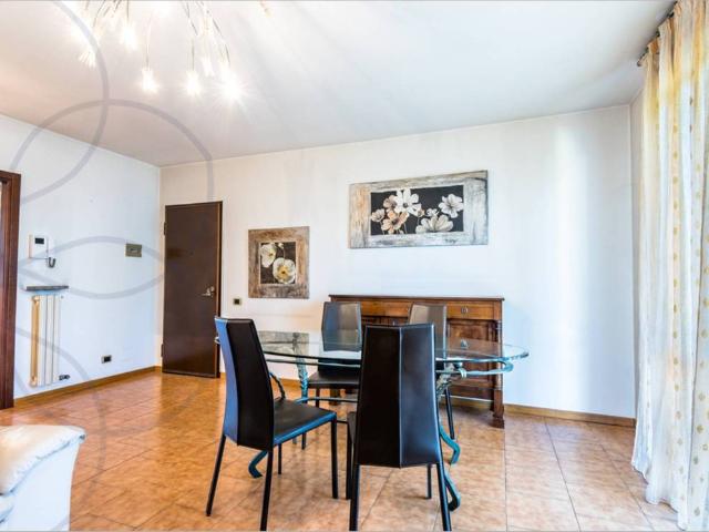 Appartamento in vendita a Valbrembo, Lombardia