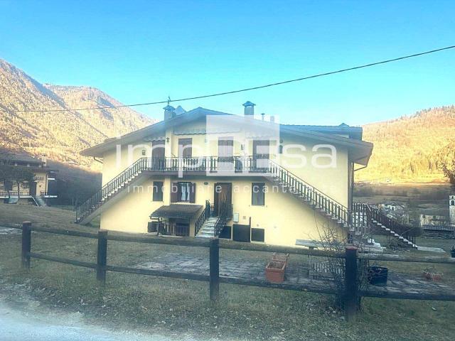 Appartamento in vendita a Cismon Del Grappa, Veneto
