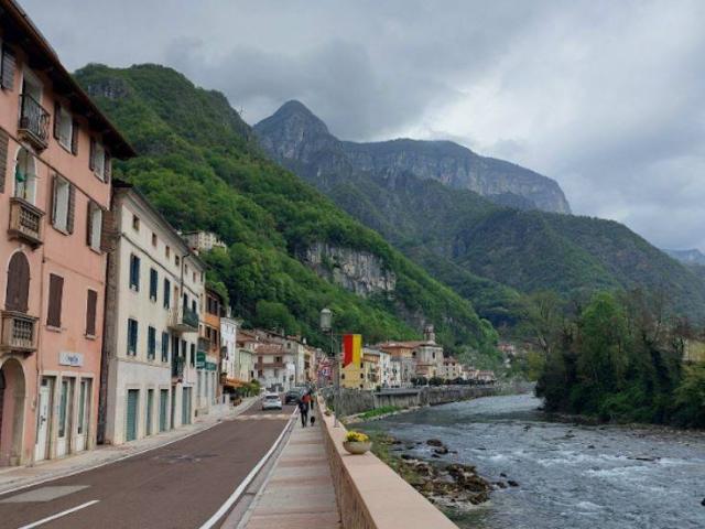 Appartamento in vendita a Valstagna, Vicenza