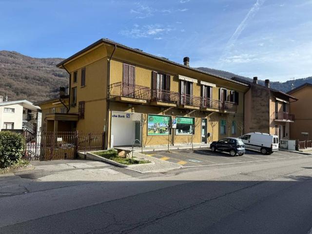 Appartamento in vendita a Valbrona, Lombardia