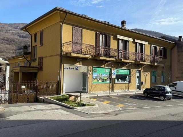 Appartamento in vendita a Valbrona, Lombardia