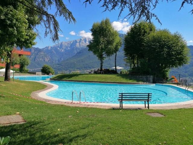 Appartamento in vendita a Valbrona, Lombardia