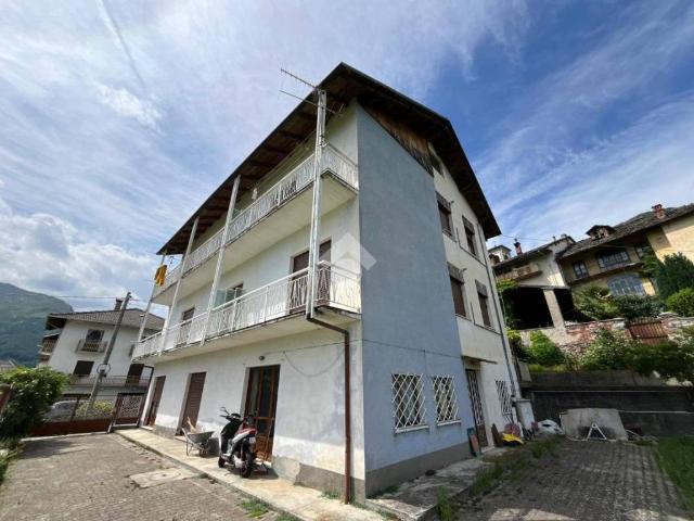 Appartamento in vendita a Valchiusa, Piemonte