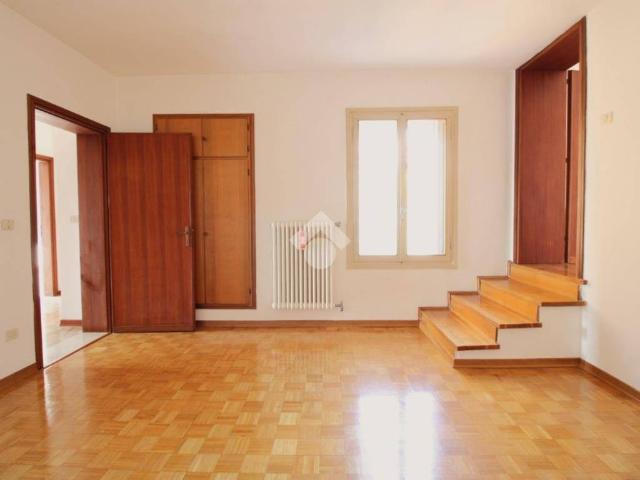 Appartamento in vendita a Valdagno, Veneto