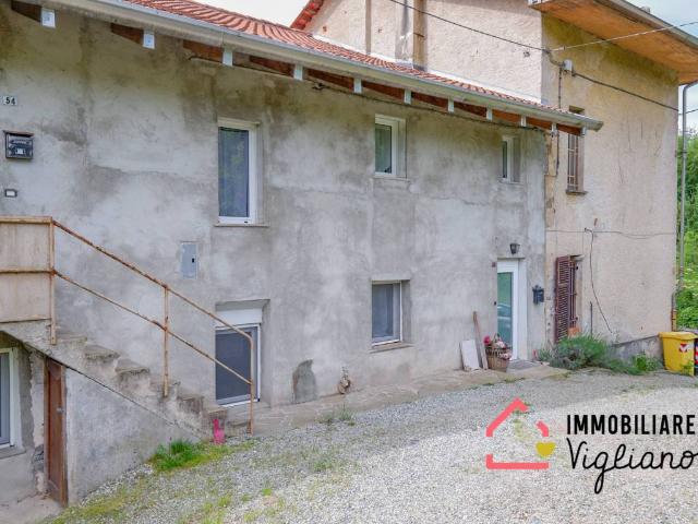 Appartamento in vendita a Valdilana, Piemonte